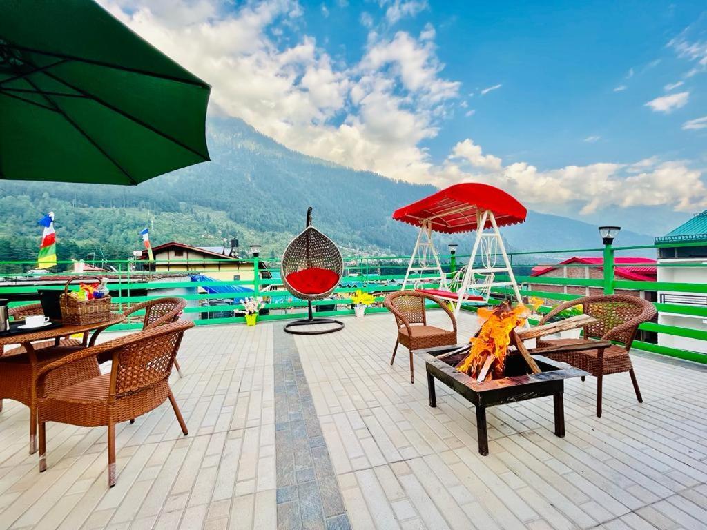 Tata Vista Resort Mall Road Manali - Centrally Heated & Air Cooled Экстерьер фото